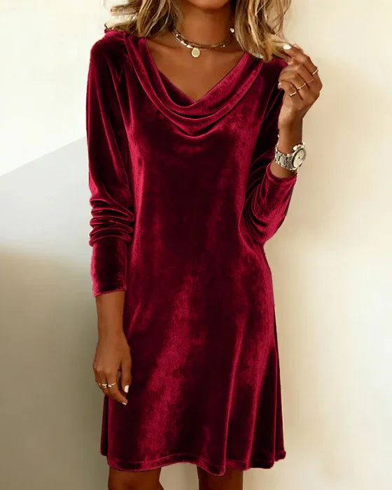 Rozana - Loose Fitting Velvet Dress